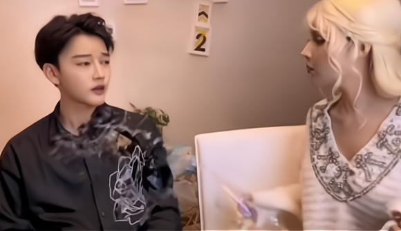 芭比迪丽拉整过容嘛（网红芭比迪丽拉原来的样子）