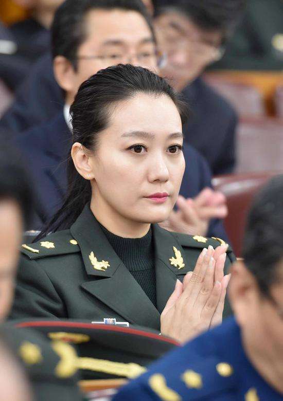 谭晶为什么不演戏(歌手谭晶的成名史与现状分析) 谭晶为什么不演戏(歌手谭晶的成名史与现状分析)