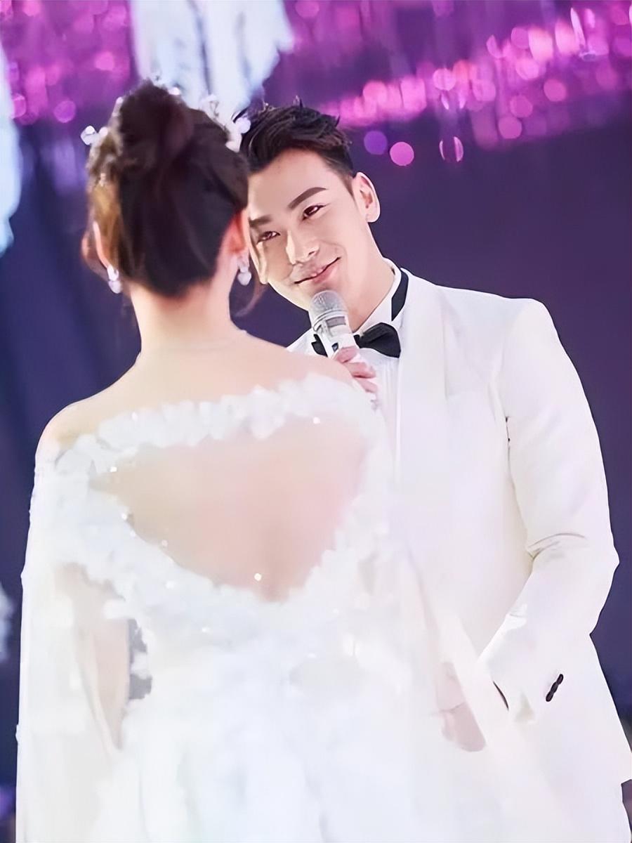 戴向宇的老婆是谁（陈紫函和戴向宇结婚）