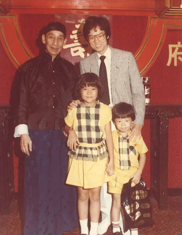 黄百鸣老婆用什么治好的(开心鬼黄百鸣老婆15年的抗癌经历) 黄百鸣老婆用什么治好的(开心鬼黄百鸣老婆15年的抗癌经历)