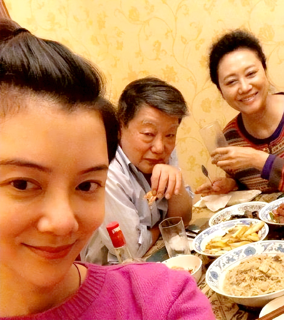 车晓的老公叫什么（车晓与李兆会离婚10年）