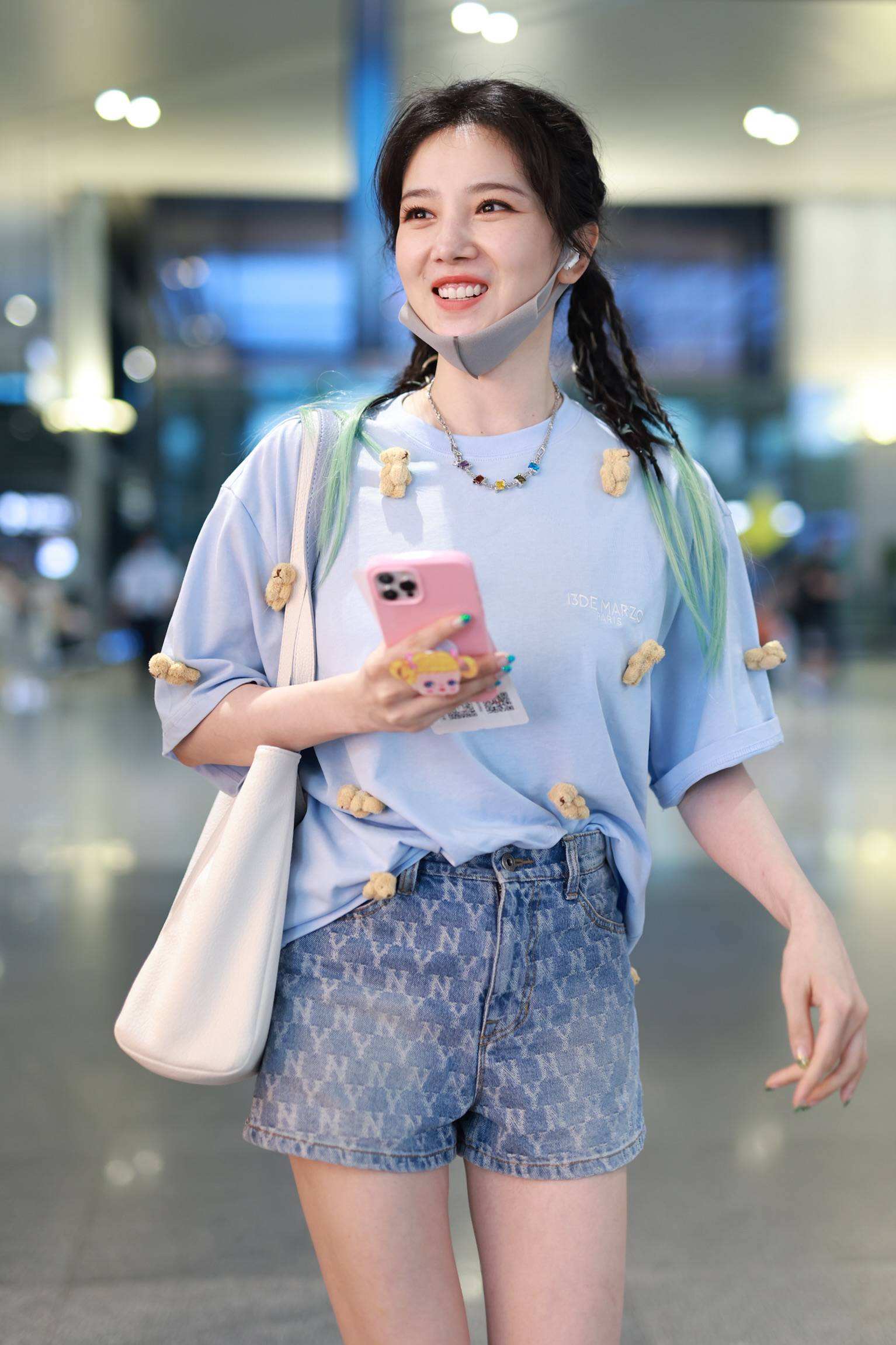 陈小纭是谁的女朋友（后妈扮演者陈小纭的感情经历）