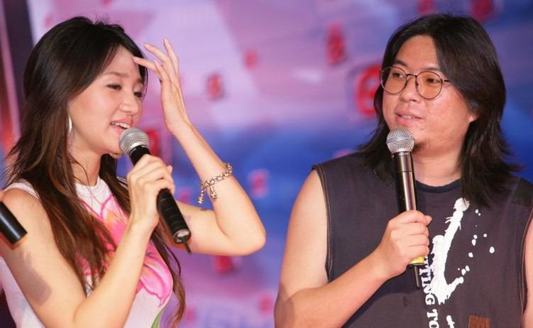 著名歌手阿朵跟谁结婚了（42岁阿朵至今因为高晓松未婚）