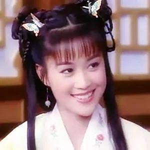 梁小冰的个人资料（最美阿珂梁小冰的传奇婚史）