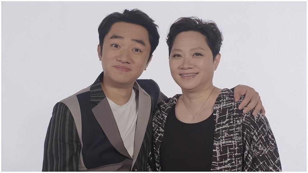 李亚男个人资料简介及家世（华语女星李亚男和王祖蓝的感情经历）