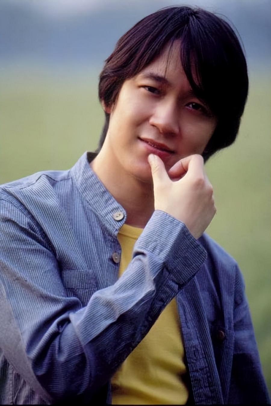 董洁因为什么离的婚（浅解潘粤明与董洁离婚8年）