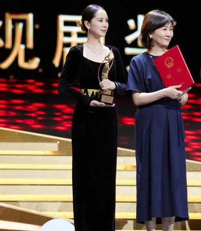 海清跟谁结婚了（隐婚生子25岁的海清）