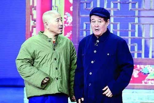 贾冰告白李丽丽是什么节目（笑声传奇之贾冰的故事介绍）