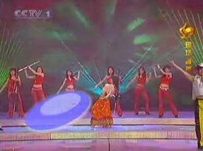 著名歌手阿朵跟谁结婚了（42岁阿朵至今因为高晓松未婚）