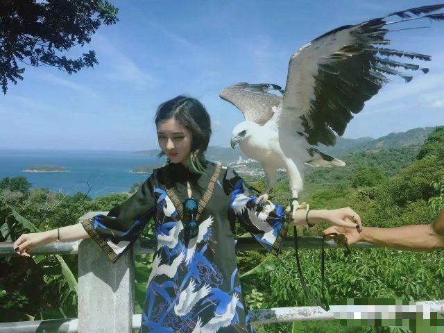 ck沉珂当年是怎么红的（非主流鼻祖沉珂介绍）