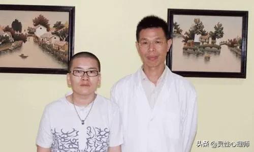 反串小灿现在怎样（反串演员小灿现状）