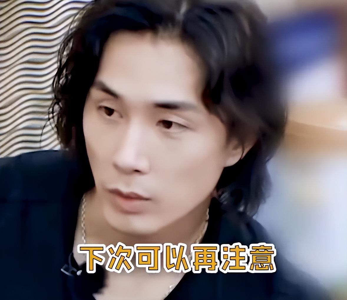 李承铉为什么对戚薇那么好（李承铉钟爱戚薇的原因分析）