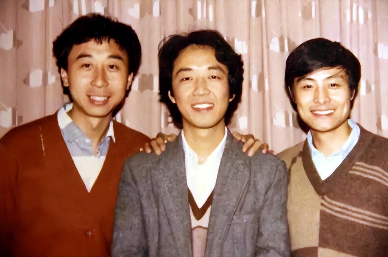 相声演员冯巩的妻子是谁（冯巩妻子艾慧介绍）