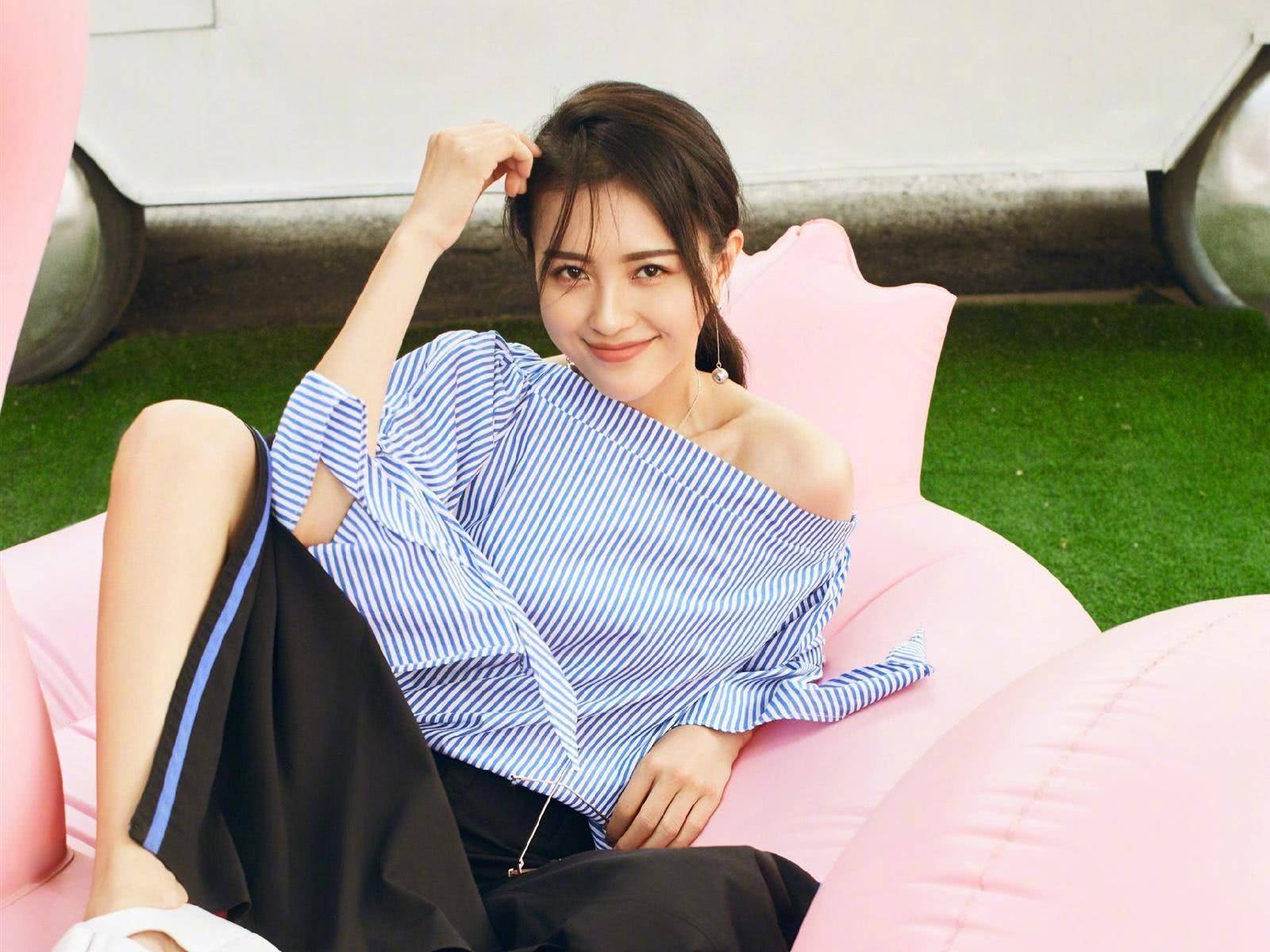 包贝尔老婆为啥也姓包（包文婧是改的姓吗）