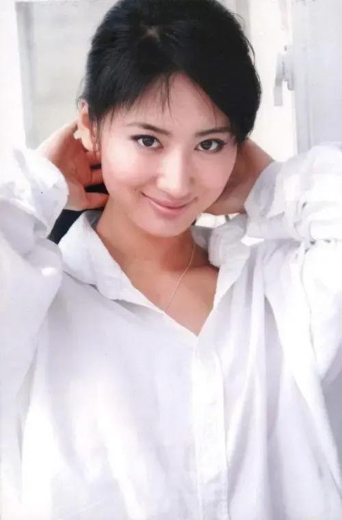 郭珍霓为啥不演戏了（演员郭珍霓的现状）