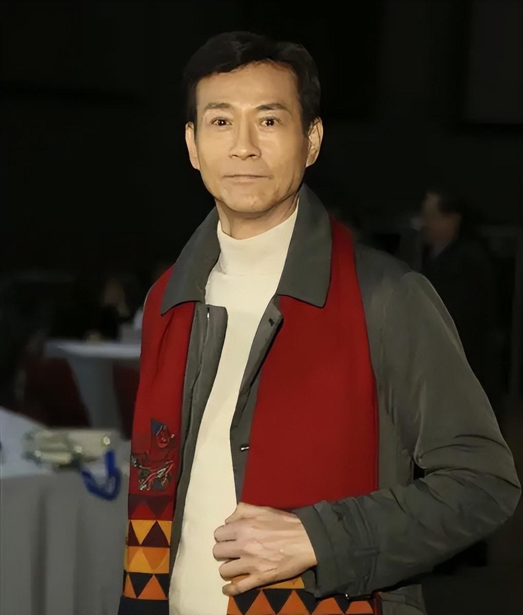 中国最帅的男明星前十名（娱乐圈十大不老男神）