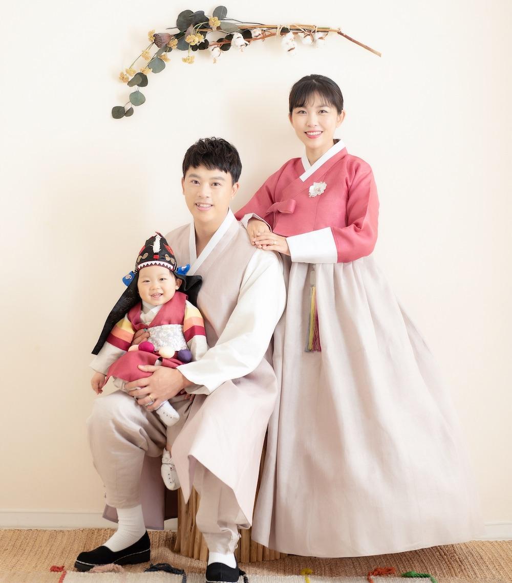 阿里郎成员出了什么事（金润吉离开阿里郎组合的原因）