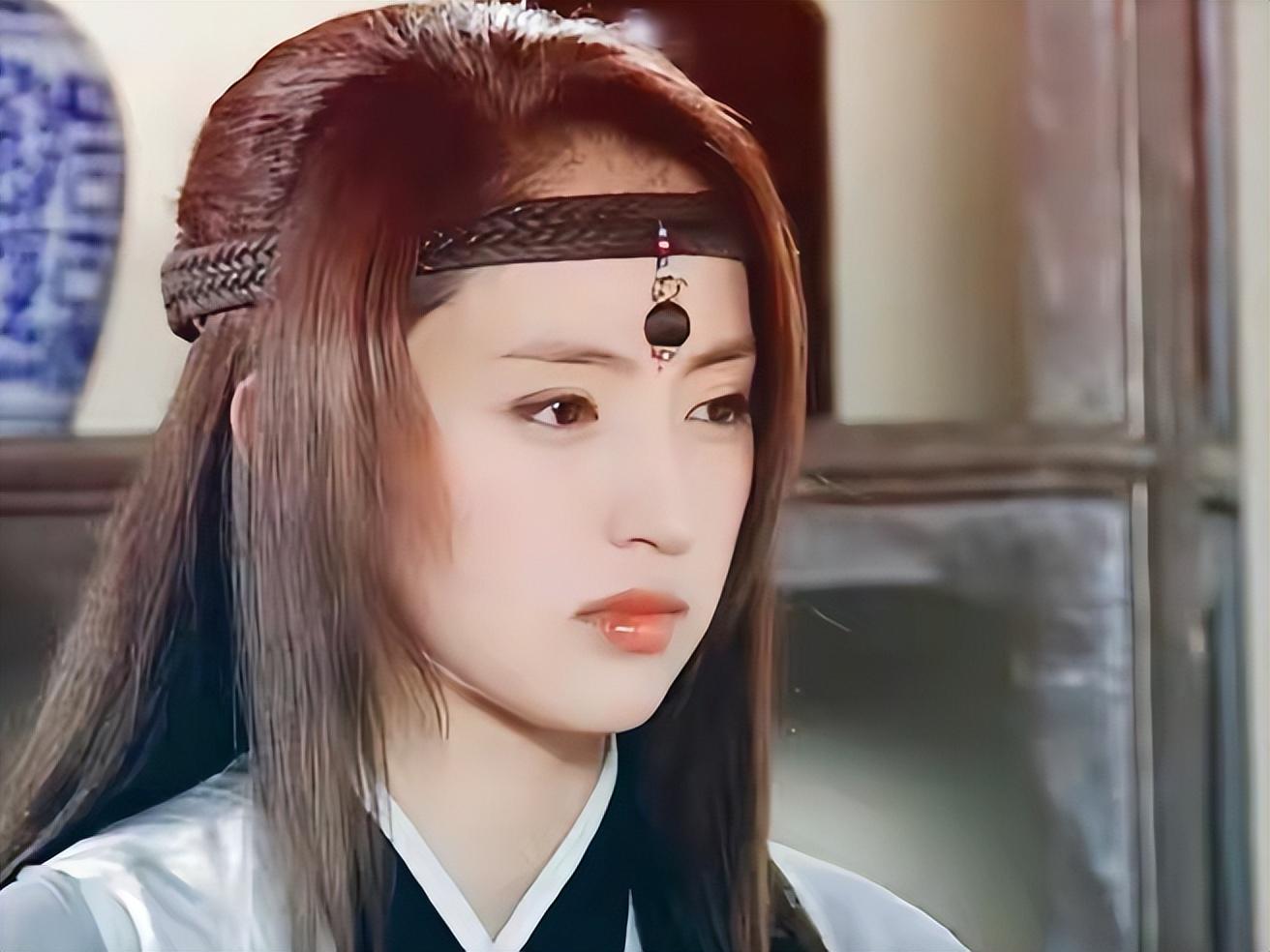 高云翔董璇为什么离的婚（董璇和高云翔的感情经历）