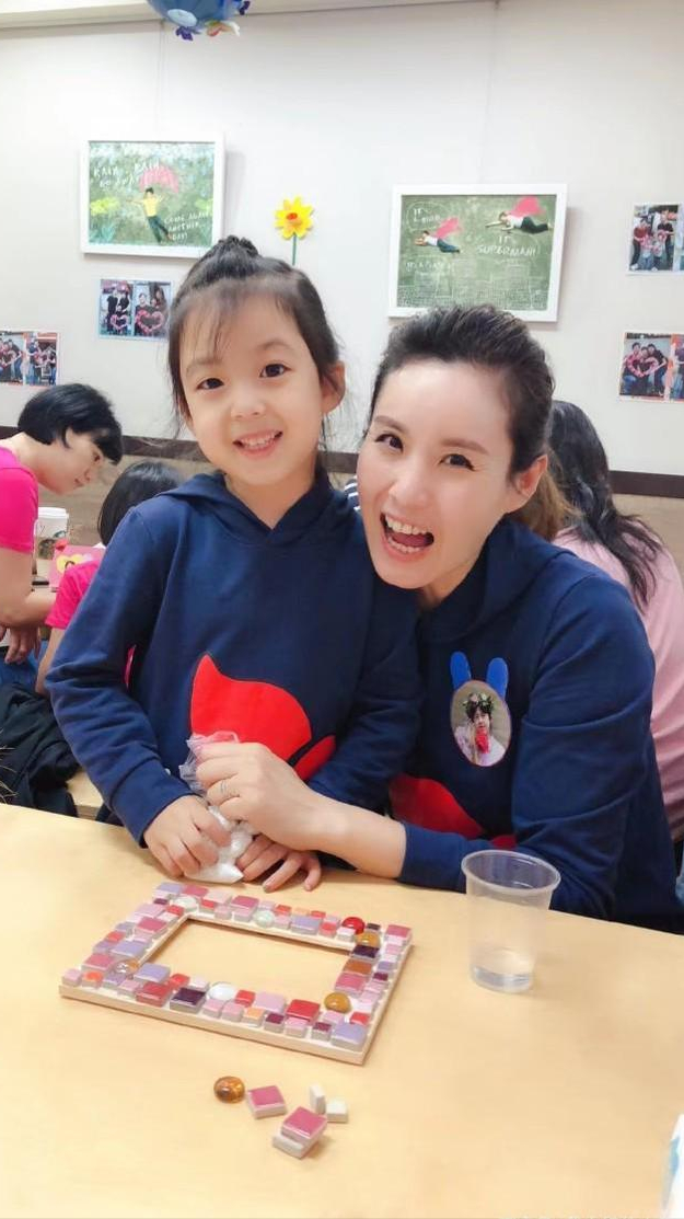 王婉霏车展不穿内裤（刘耕宏妻子王婉霏介绍）