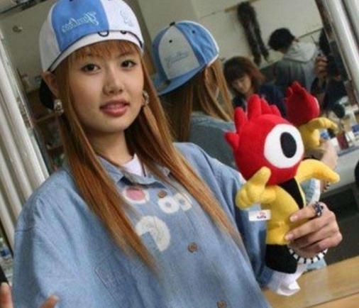 尚雯婕整容前后照片（娱乐圈10位被整容毁掉的女星）