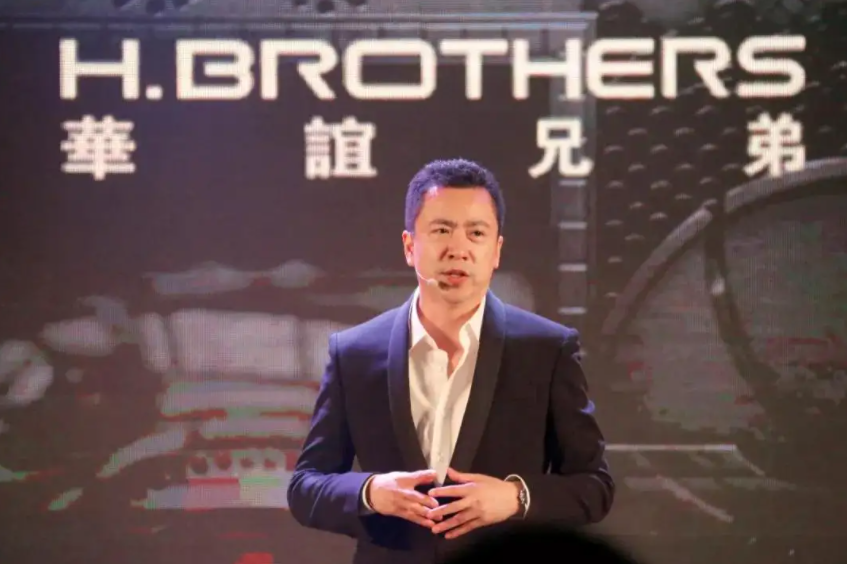 王中军的父亲叫什么（华谊王氏兄弟的家庭背景）