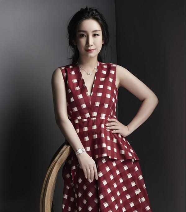 秦海璐结过几次婚（揭秘秦海璐的恋情经历）