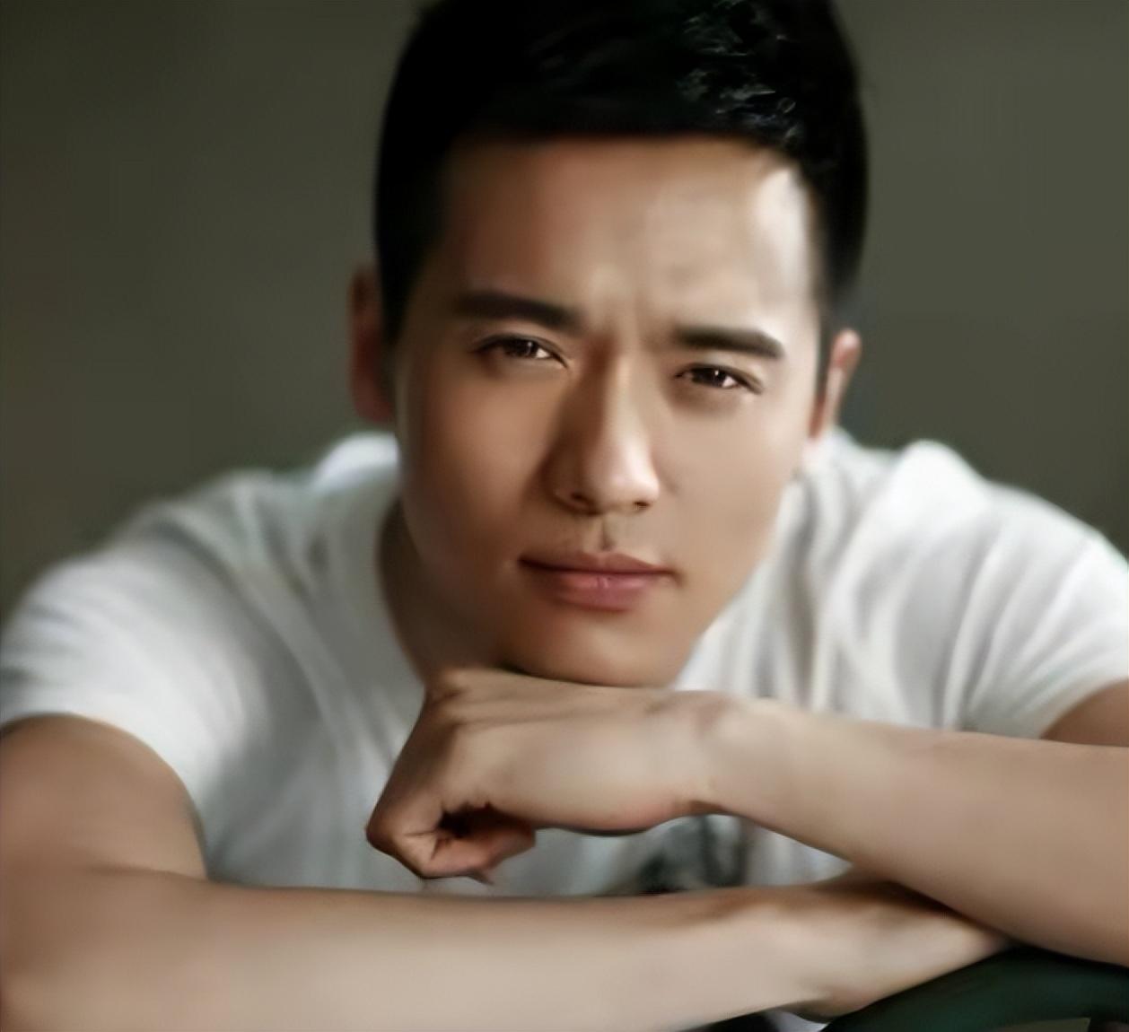 高云翔董璇为什么离的婚（董璇和高云翔的感情经历）