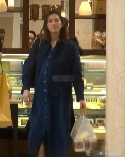 王棠云为什么被称为月事女（深扒余文乐新妻王棠云不堪往事）