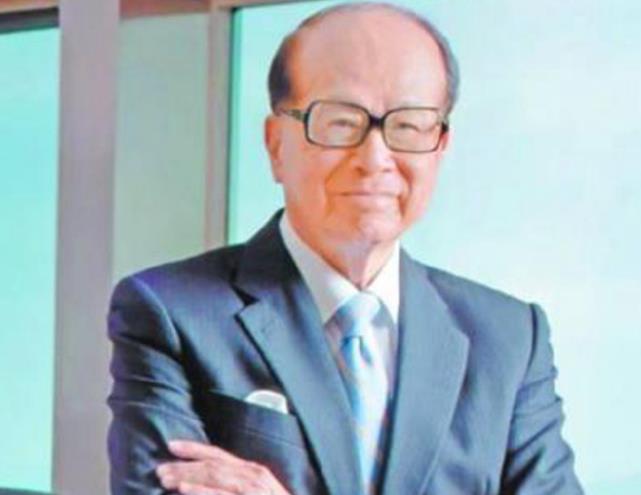 王健林的岳父、刘强东的岳父、李嘉诚的岳父，网友：这差距？