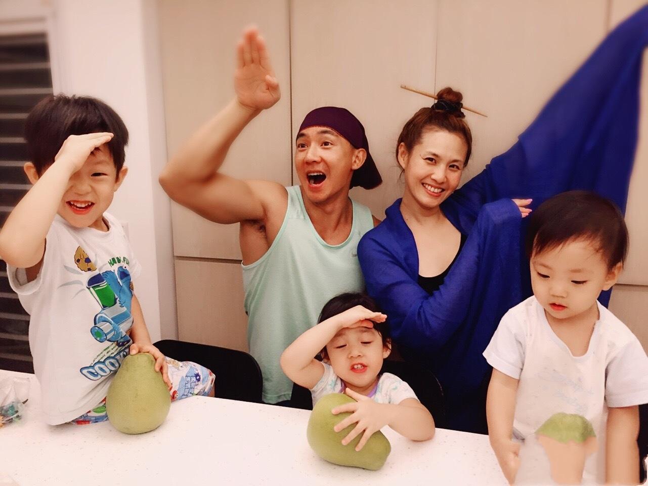 王婉霏车展不穿内裤（刘耕宏妻子王婉霏介绍）