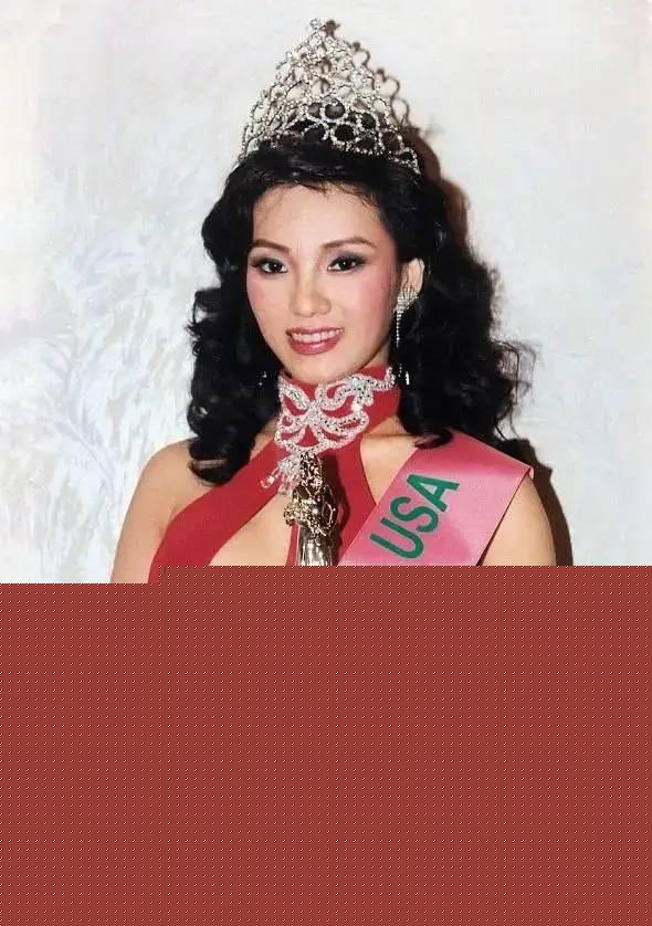 彭丹大尺度作品有那些（香港女星彭丹吃奶门事件）