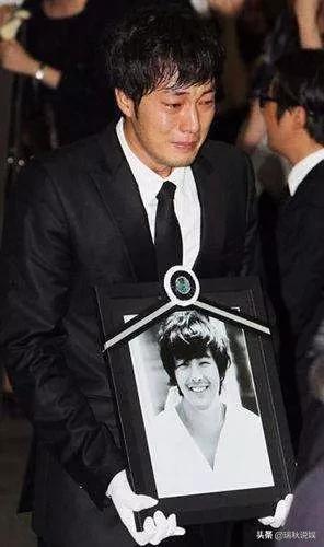 韩国女明星死亡有哪些（韩国近10年自杀艺人名单曝光）