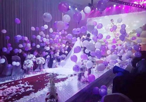 婚庆大概多少费用（一般婚庆公司价格是多少）