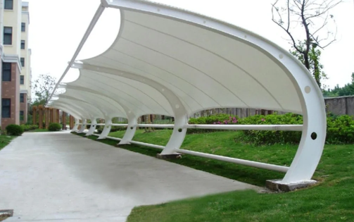 小区电动车充电棚离楼宇距离多远 小区电动车充电棚离楼宇距离多远