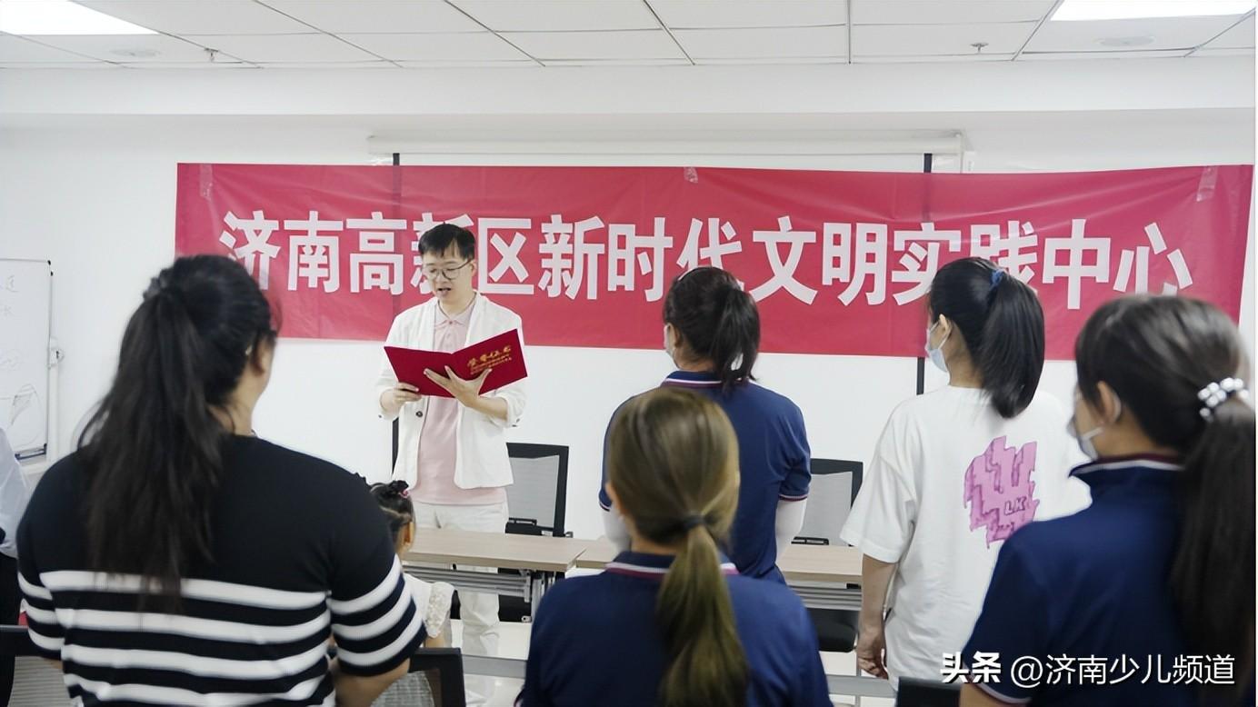 济南少儿频道香蕉哥叫什么（香蕉哥哥喊你来诵读奖项）