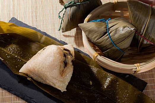 高压锅煮粽子放太满了会怎么样(高压锅煮粽子放太满了怎么办) 高压锅煮粽子放太满了会怎么样(高压锅煮粽子放太满了怎么办)