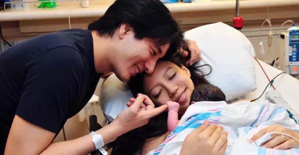 王力宏为何喜欢李靓蕾（8段情史王力宏娶李靓蕾的原因）