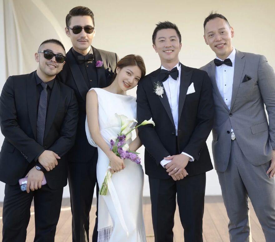 胡兵结婚了没有（50岁胡兵牵新娘出嫁）