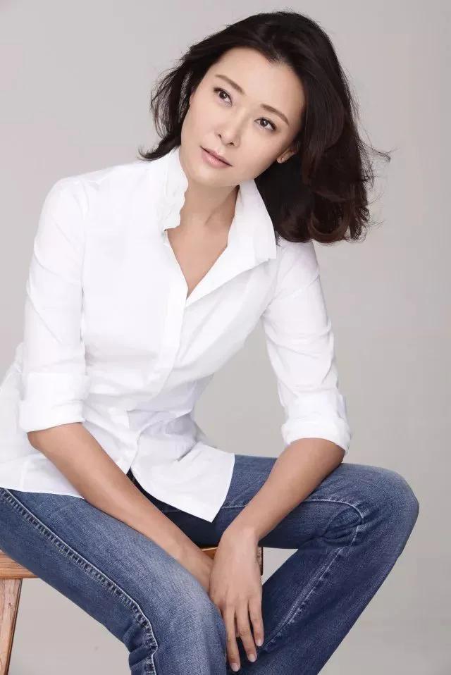 柯蓝的男友及现老公（女强人柯蓝的感情史 ）