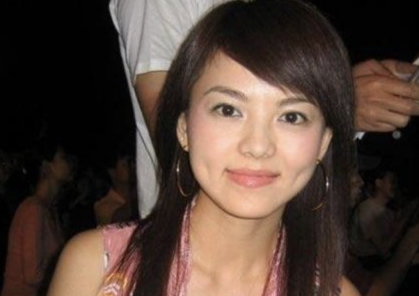李湘结过几次婚（京城富婆李湘的三次婚史）