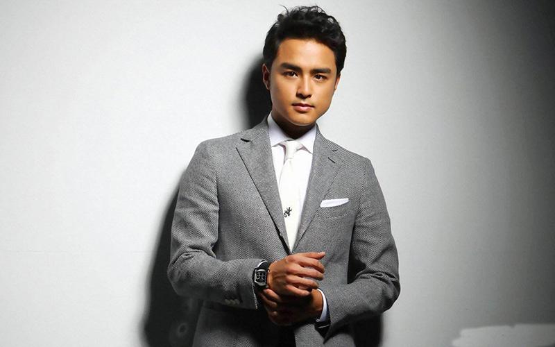 明道和阮经天是什么关系（阮经天明道对比照片）