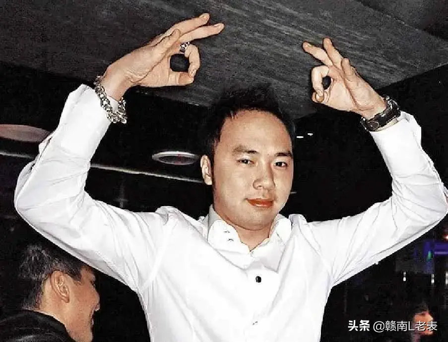 李宗瑞60女艺人原图名单（富少淫魔李宗瑞的荒唐人生）