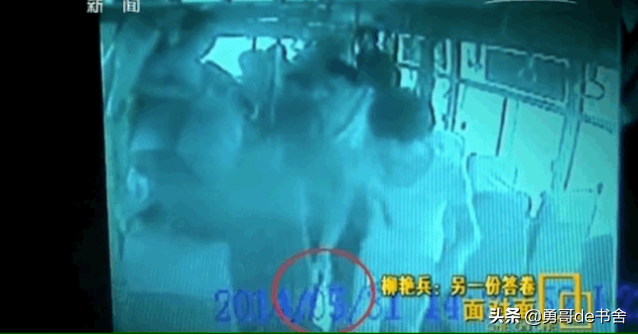 广东两名高中生不雅行为曝光（两名高中生抢劫乞丐事件真相）