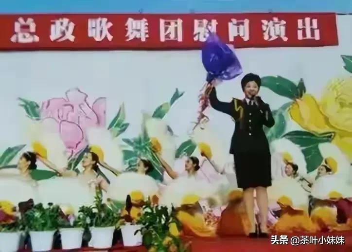 赖长星和董文华什么关系（董文华和赖昌星的绯闻事件）