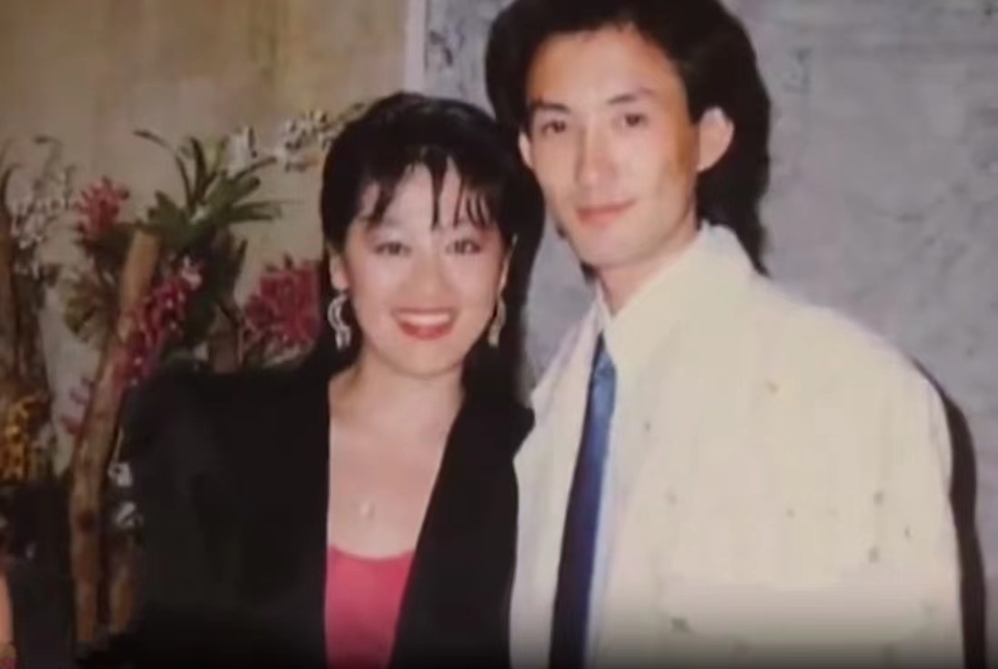 王姬丈夫高峰是干啥的（演员王姬和高峰的情感经历）