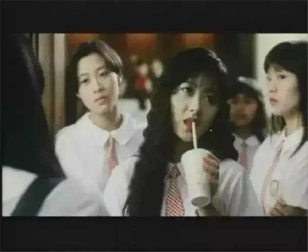 演员姚乐怡三级作品（人肉玩具姚乐怡剧照）