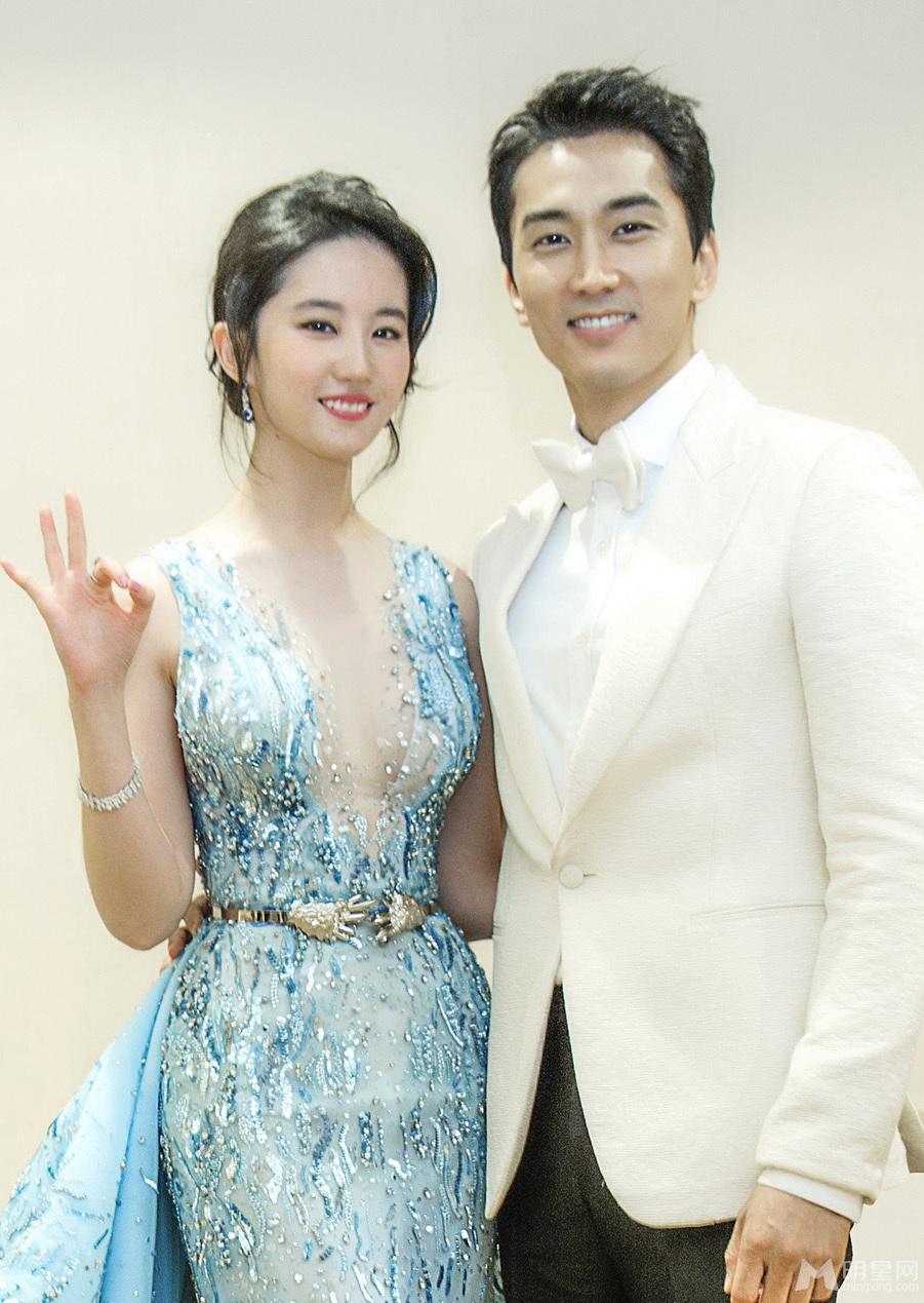 陈金飞为什么和刘亦菲分手（刘亦菲被抛弃陈金飞的原因）