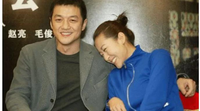 柯蓝的男友及现老公（女强人柯蓝的感情史 ）