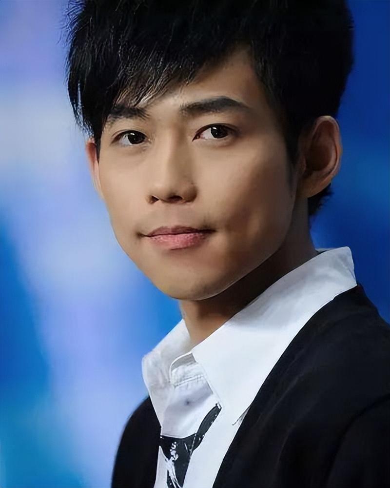 托奶李天王是什么意思（苏醒李炜事件前因后果）