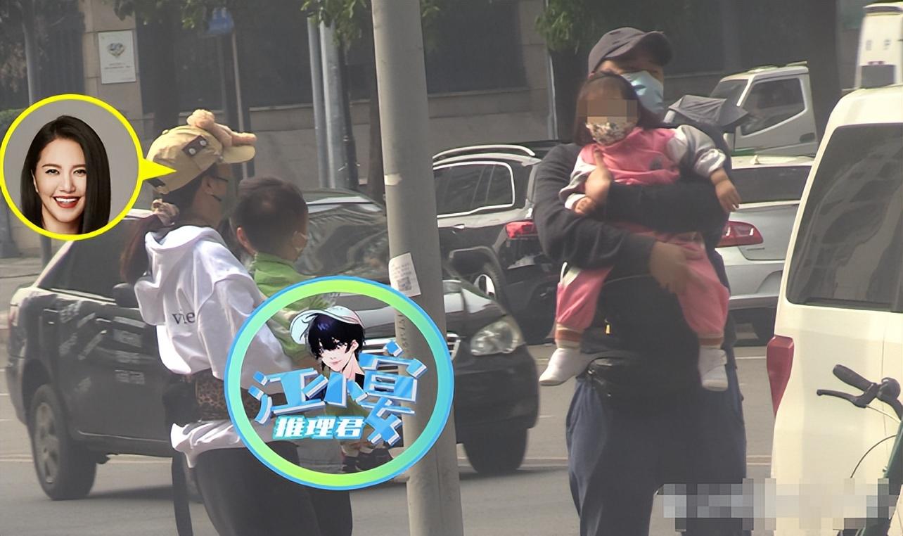 歌手谭维维有过几个男友（揭秘谭维维的感情经历）